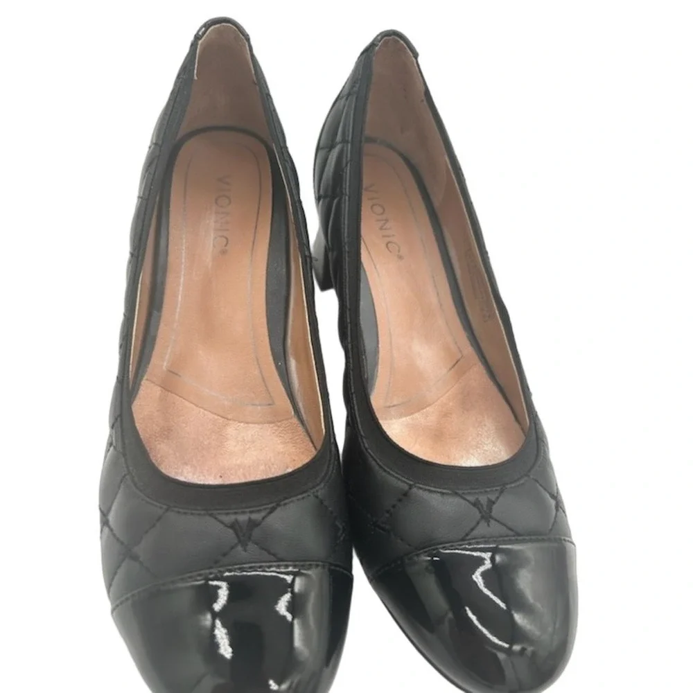 Vionic Pumps Women's Size 9 Black Quilted Leather Block Heel Shoes Comfort